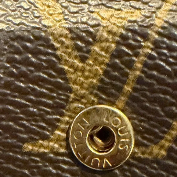 Louis Vuitton Sarah Style Multicartes Card Case - Fuchsia and Monogram - Picture 7 of 10